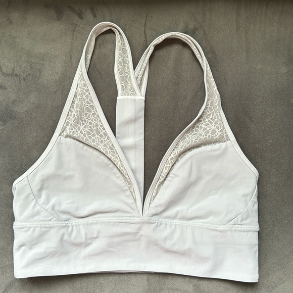 Lululemon twist and train bra size 6 - Picture 2 of 8